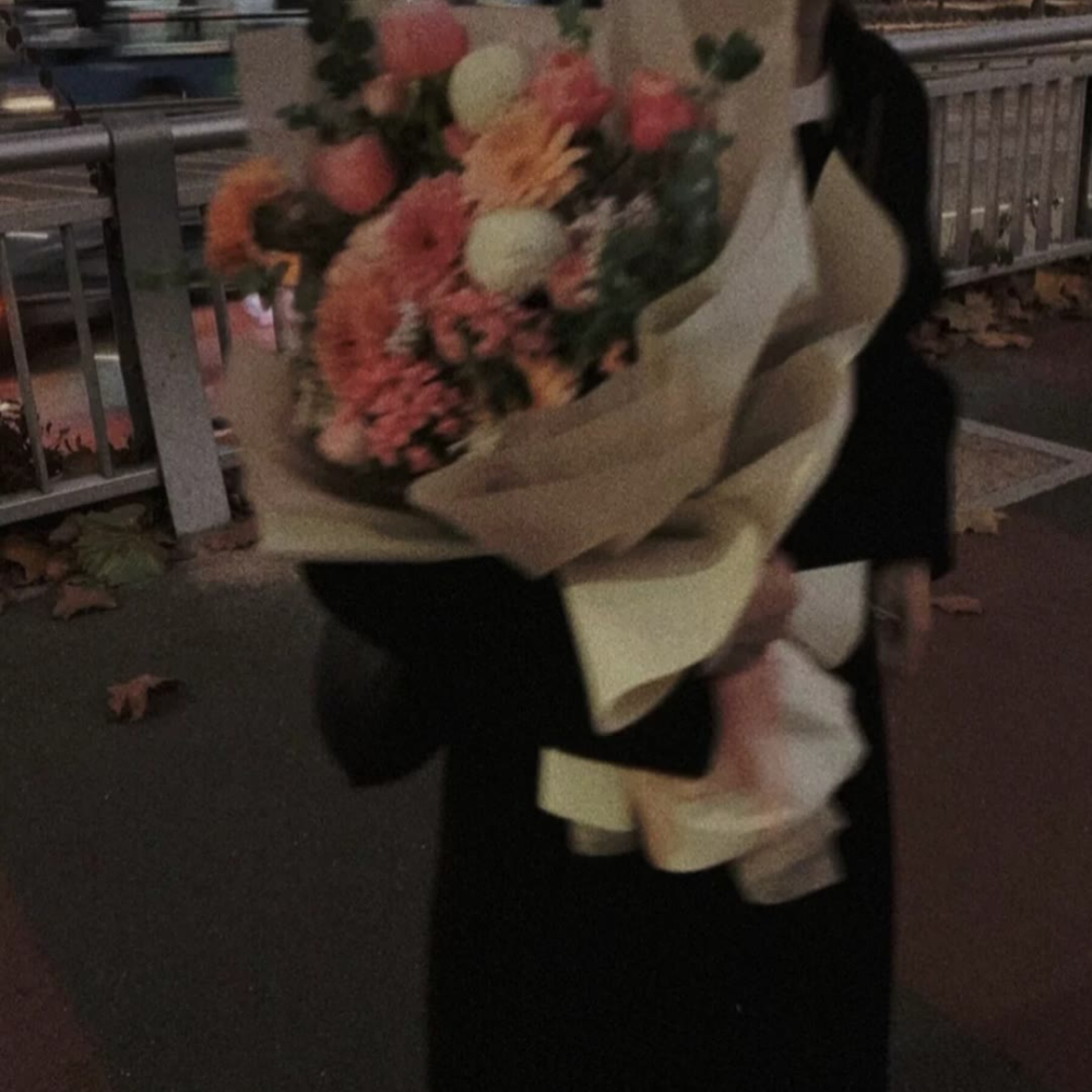 第890期女生头像0111温柔ins鲜花捧花女生头像