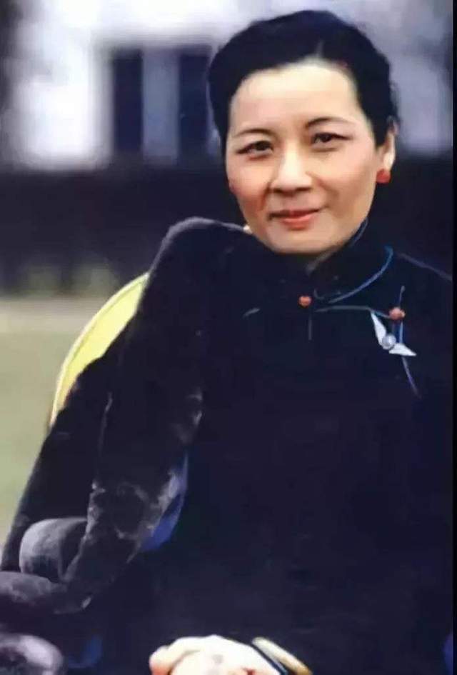 宋美龄:美国人为她编造艳遇,她大发雷霆打官司,仅得700元赔偿