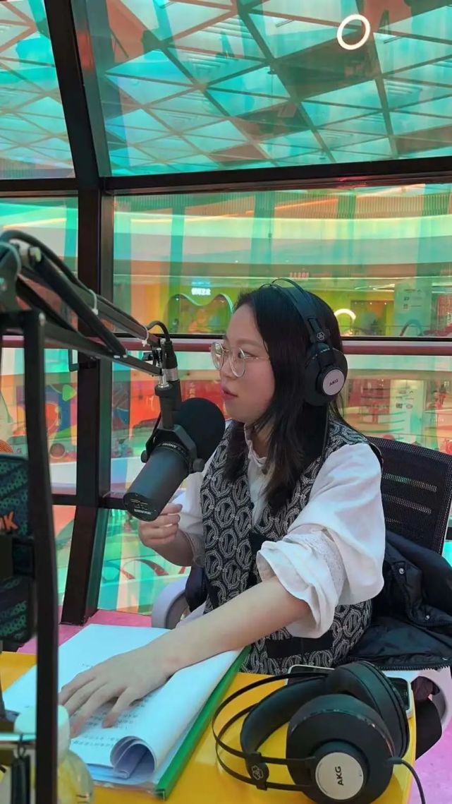 现场回顾|职业配音演员—郭新蕾做客asiafm《超级明星直播间》