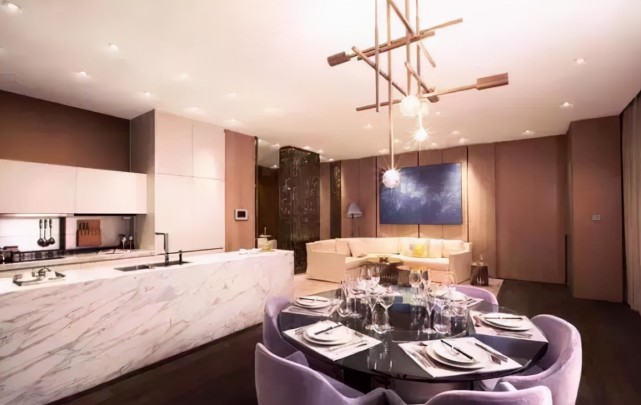 带你看看黄晓明住的豪宅挨着上海东方明珠塔这地段也太好了吧