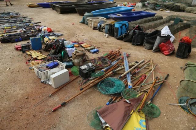 长江禁捕退捕在行动|向违法捕鱼说不!直击枞阳一批违法渔具公开销毁!