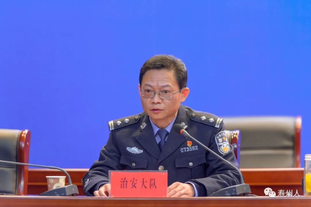 局治安大队大队长 马辉:感谢媒体朋友的提问.