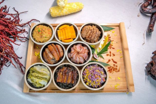 了不起的黔西南美食·【布依小八碗】