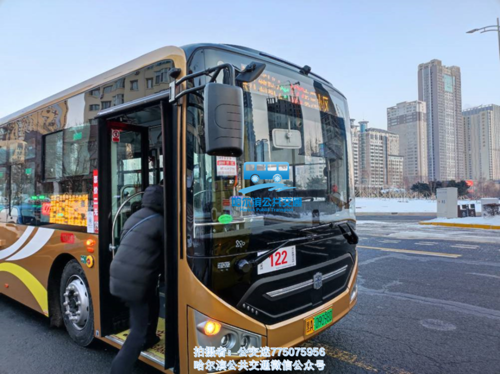 新车上线公交122路123路更换中通新车