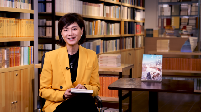 主持人李潘央视《读书》栏目系列节目《给孩子们的寒假书单》将于