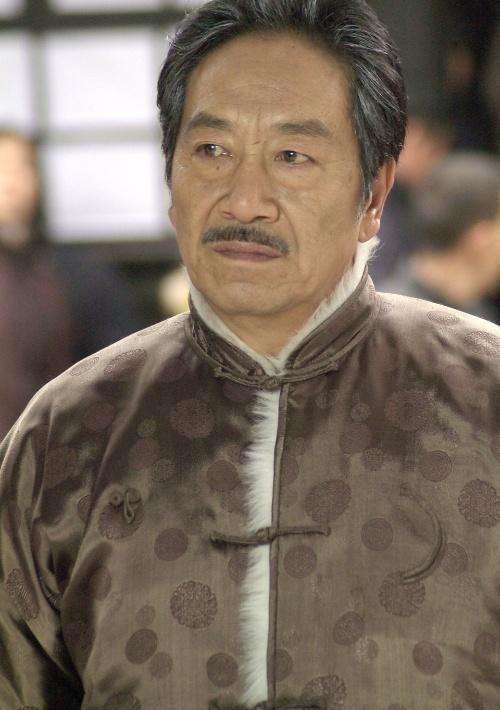 饶芯语:31岁嫁给68岁王奎荣,婚后孕有一双儿女,如今她后悔过吗