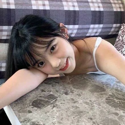 女生头像是初恋脸的漂亮妹妹啊