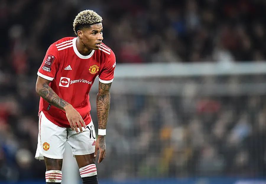 拉什福德加薪续约曼联成疑遭球迷怒嘘欧洲杯受挫后曾卧床多日