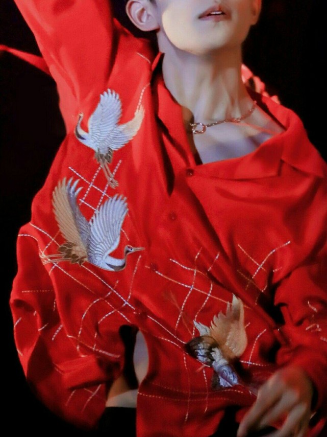 【tfboys-易烊千玺壁纸】希望开心与好运奔向我,我们撞个满怀