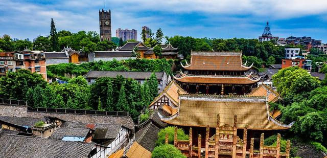 许多人认为,是自贡继承了原本属于富顺的一切荣光.