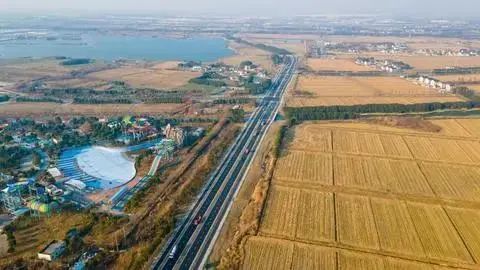 新澄路)2021年12月27日祖冲之路(相石公路-新橙路)改造工程点击播放