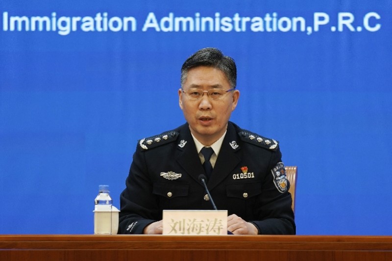 南都记者潘珊菊 发自北京 1月12日,国家移民管理局边防检查管理司司长