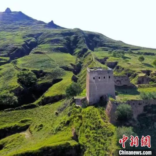 感悟中华长城精神山西左云穿越长城古堡领略塞北风光