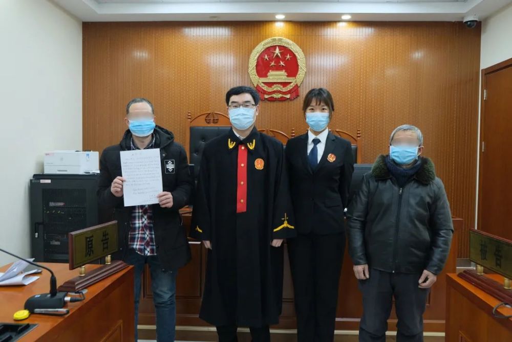 北京西城法院为农民工讨薪跑出“加速度”王老吉气泡水骗子