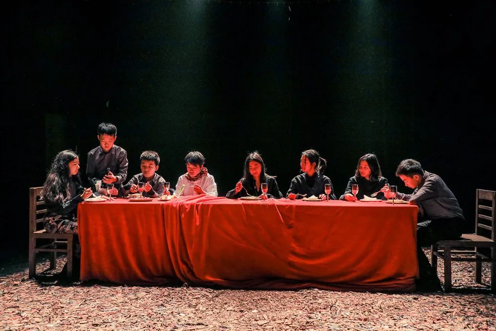 剧照《麦克白》剧照《麦克白》剧照《麦克白》剧照导演简介曹曦 导演