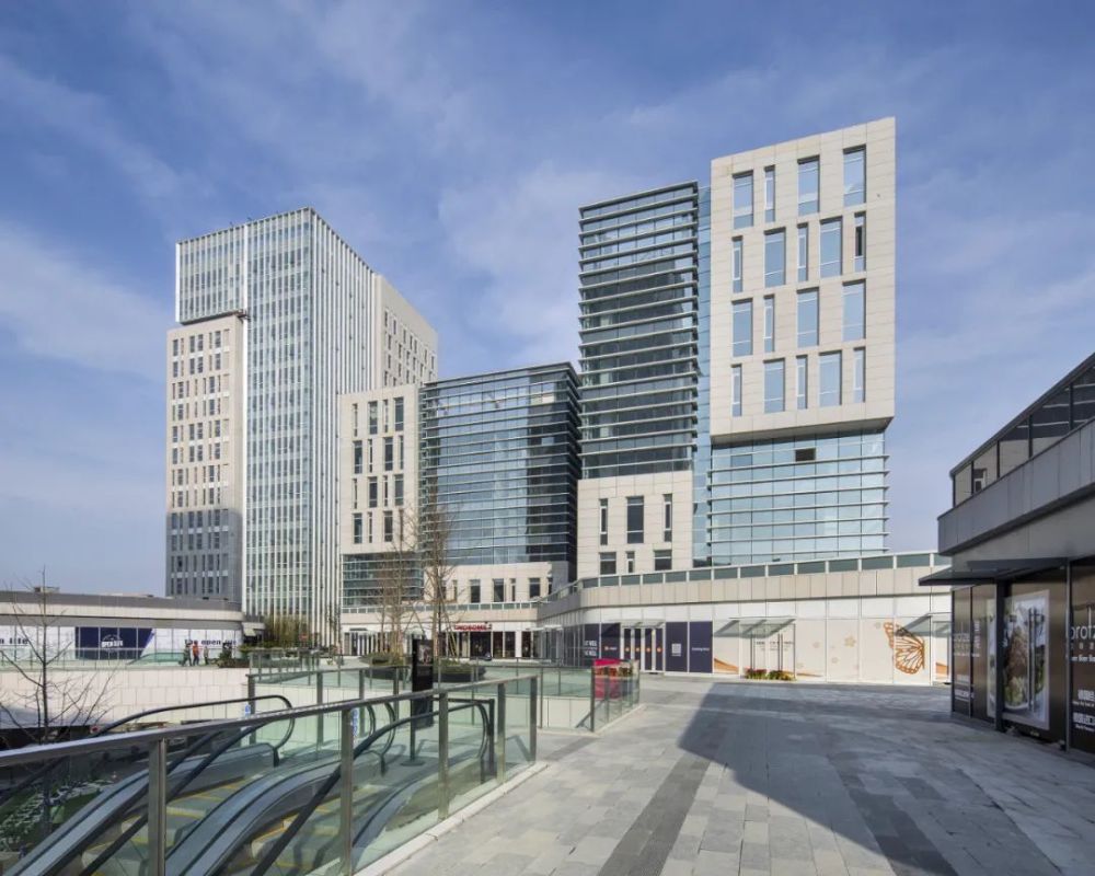 华通荣誉上海协信星光广场获2021proaward普罗奖