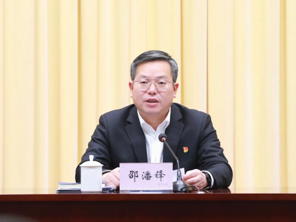 努力交出信访工作高分报表南湖区召开信访工作会议