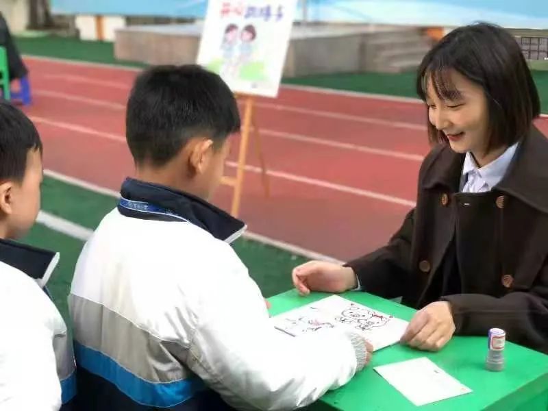 期末趣遊園歡樂大闖關金珠小學開展一二年級數學知識闖關遊園活動