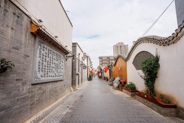 甘肃最特别的街巷,曾经红极一时,如今不收门票却鲜有游客来打卡