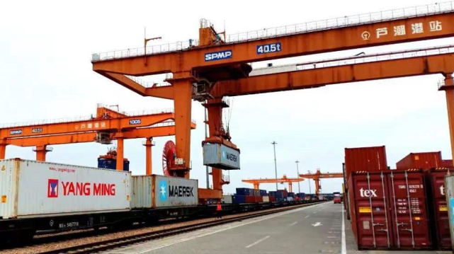 2%!芦潮港铁路中心站海铁联运业务取得历史性突破