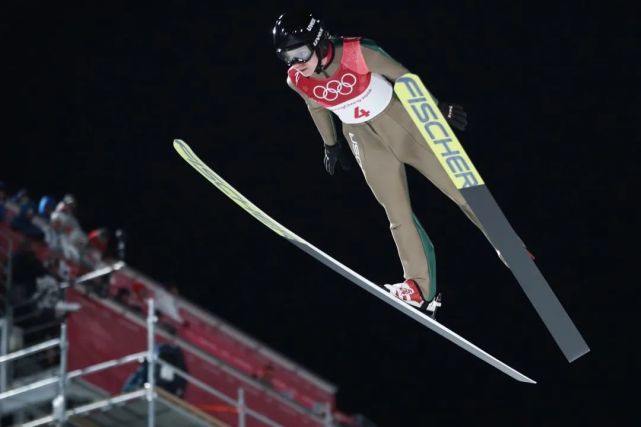 【冬奥点兵】跳台滑雪:中国跨项选手全力以赴展翅高飞
