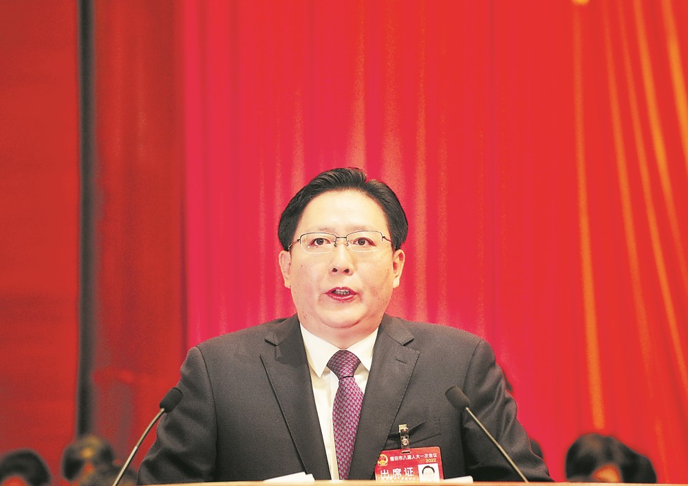 莆田市长林旭阳  卢德山 摄莆田市委书记付朝阳  卢德山 摄列席莆田市