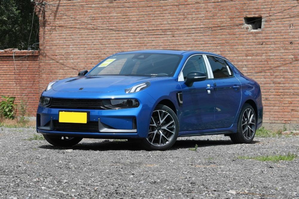 实拍领克03phev15t混动还是绿牌操控家用都能兼顾