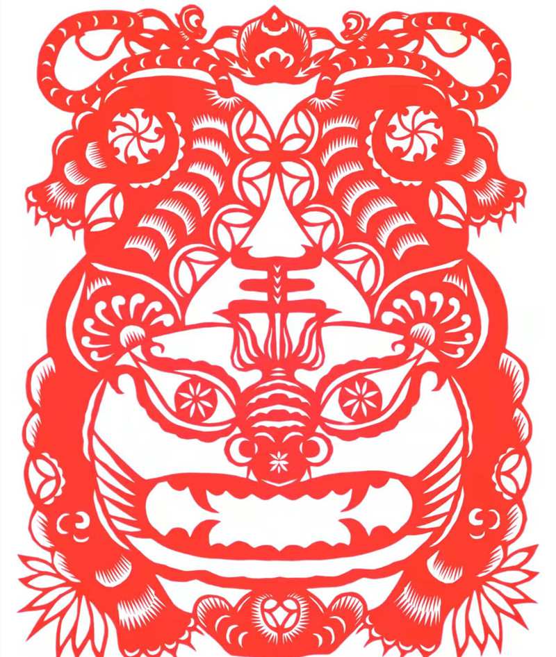 河南新乡民间艺术家剪虎迎新春