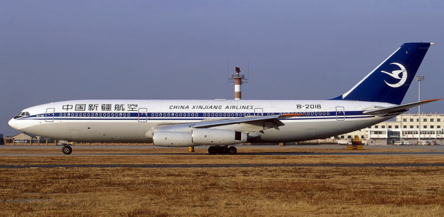 伊尔-96是一种由伊留申设计局设计的四发远程宽体客机,它是苏联第一种