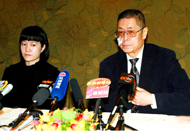 经历殴打事件后,刘诗昆与盖燕的婚姻,也于2010年走到了尽头.