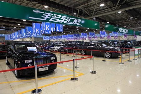 二手豪车背后的故事 都花100万了 为什么买旧的 腾讯新闻