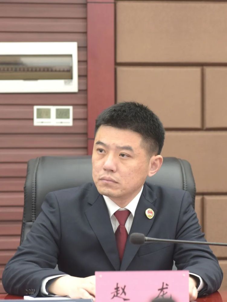 周泽春检察长与基层院检察长开展任职谈话和集体廉政谈话