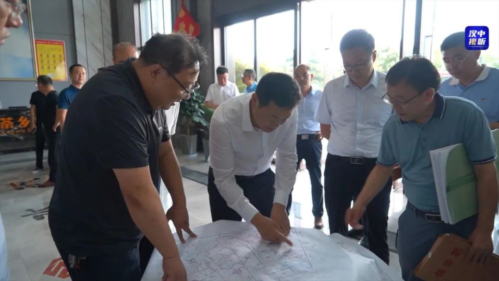 新任职县区委书记走马上任一百天西乡县委书记李代斌