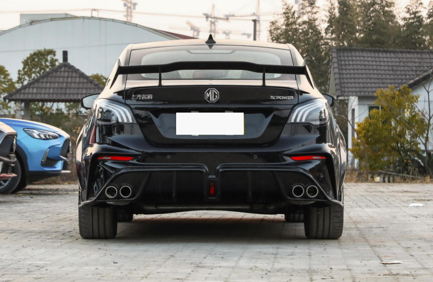 1998万性能掀背车黑武士套件4个排气管综合油耗11l