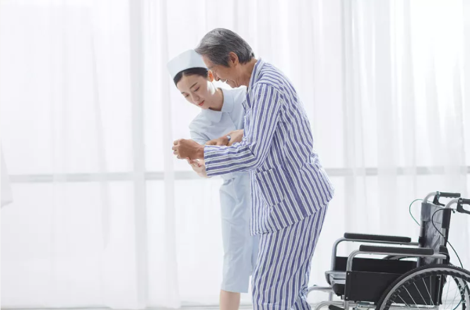 全新技术改变传统康复,偏瘫中风患者一个月后跑起来了!_深圳热线