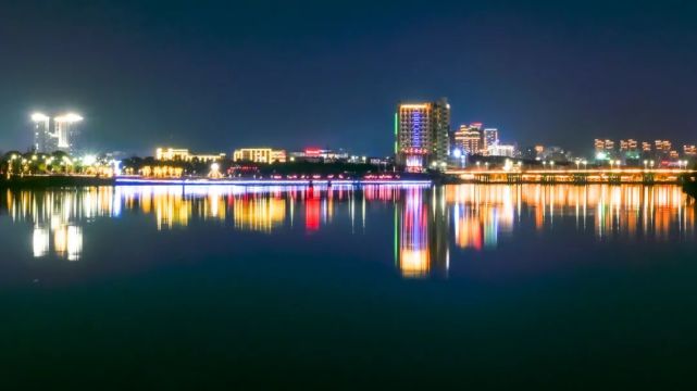 台州天台县"城市会客厅"新项目来了,夜游始丰湖!