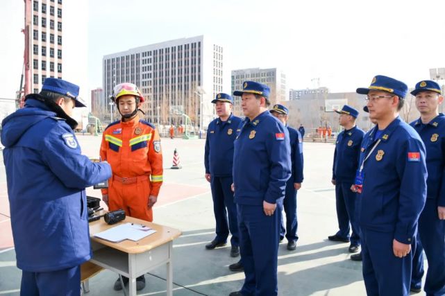 陆军总队长检查指导全省消防救援队伍基层指挥员指挥能力培训考评工作_腾讯新闻