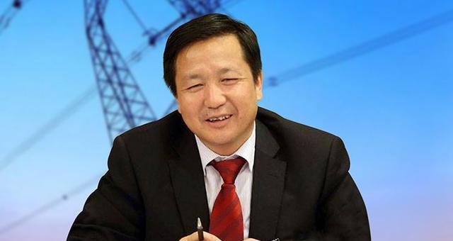 新疆2022年十大富豪出炉,孙广信身价暴涨120亿,张新闯进前五_腾讯新闻