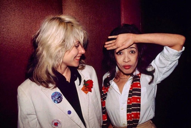 传奇女歌手罗尼·斯佩克特癌症去世,享年78岁,伊利亚伍德,赞达亚等众