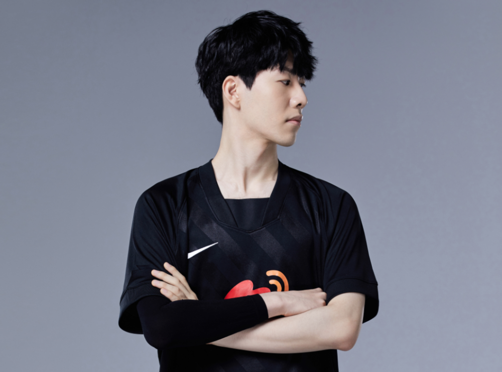 他怎么可以这么强theshy第一视角丝血格温镇定自若wbg人气超越ig