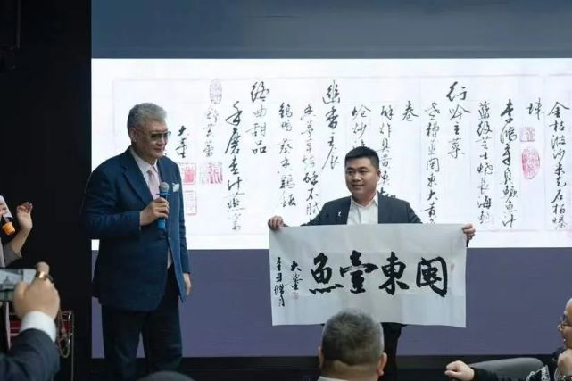 人称"大师傅"的大董老师应圈中好友陈黄鱼先生所托,精心设计了一席以