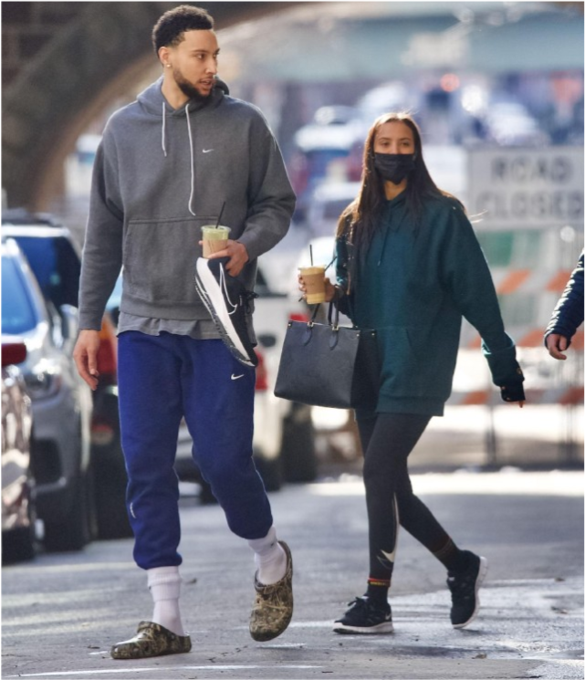 本-西蒙斯与女友秘密订婚|本·西蒙斯