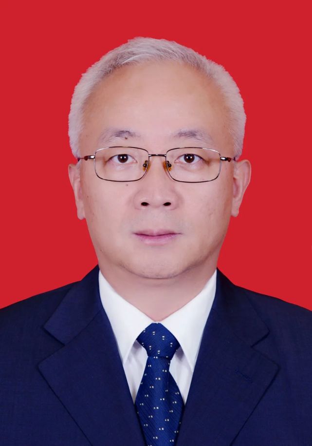 周   诚王玮华副区长李   谦区长