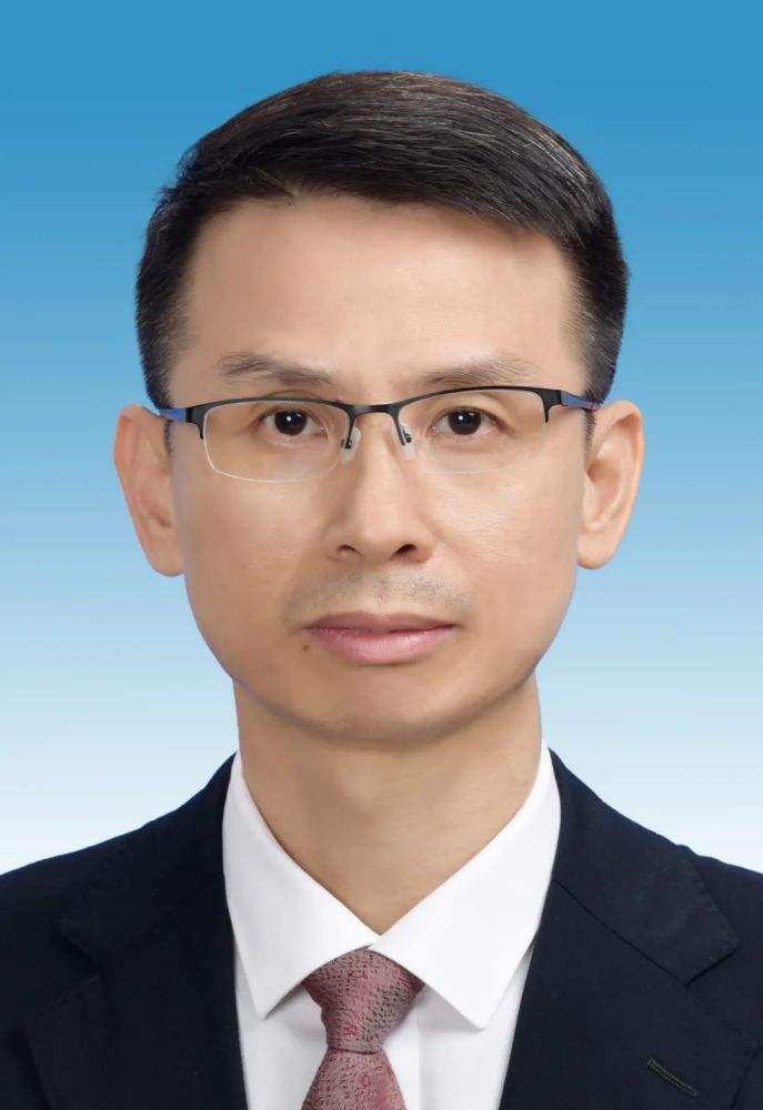 阳江市八届人大常委会主任副主任秘书长委员当选名单