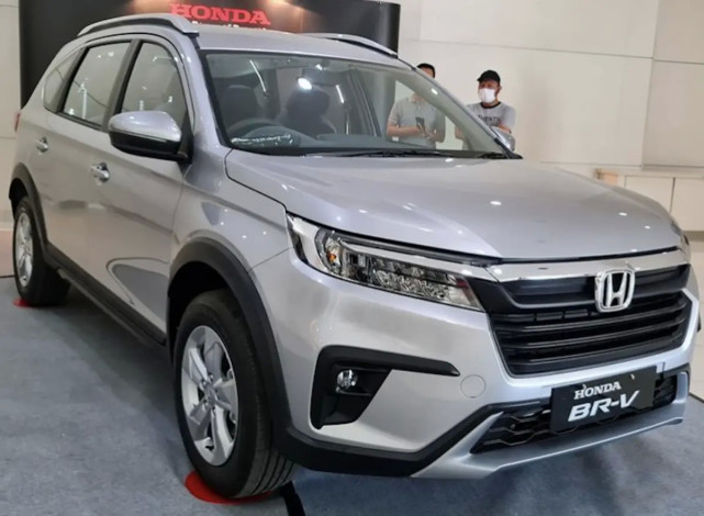 15万本田亲民7座suv来了15l7座简直比奥迪q5l还精致