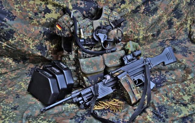 hk mg4班用机枪g36发射5.