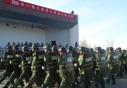14个师2200多个连神秘的新疆生产建设兵团有三百多万人