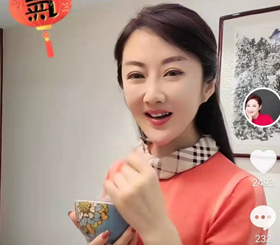 西安台主持人孙维分享居家生活暖心当志愿者还为业主送蔬菜