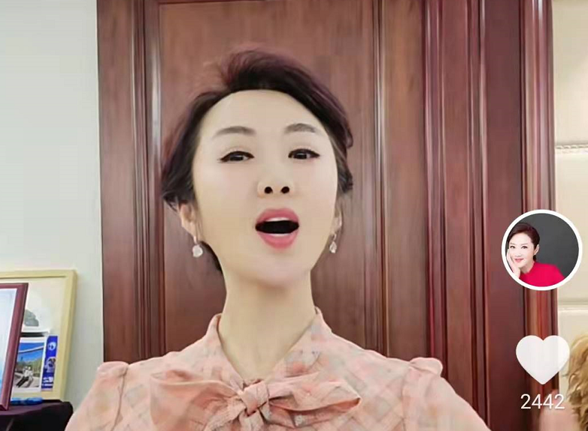 西安台主持人孙维分享居家生活,暖心当志愿者,还为业主送蔬菜