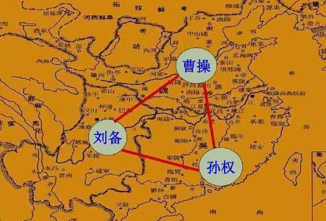 诸葛亮一生最大的败笔注定刘备只能止步三国鼎立无法统一天下